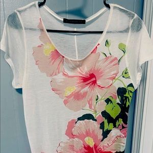 Balenciaga. T’S Shirt